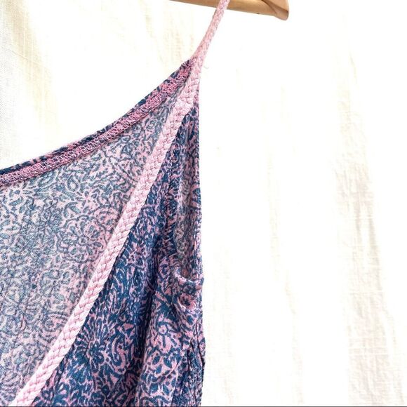 ECOTE Patterned Strappy Scoop Romper - Picture 10 of 15